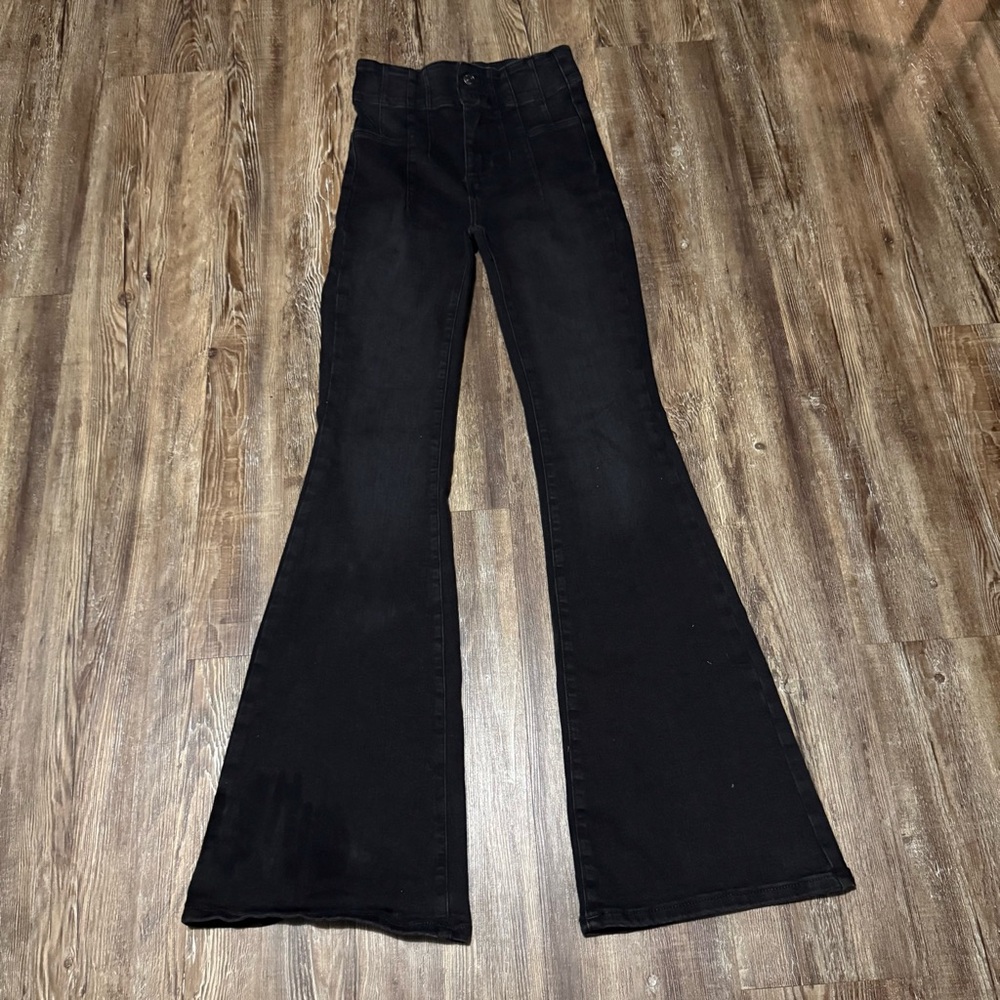 We The Free Jayde Flare Jeans Women's 24 Two Button Black High Rise Denim
